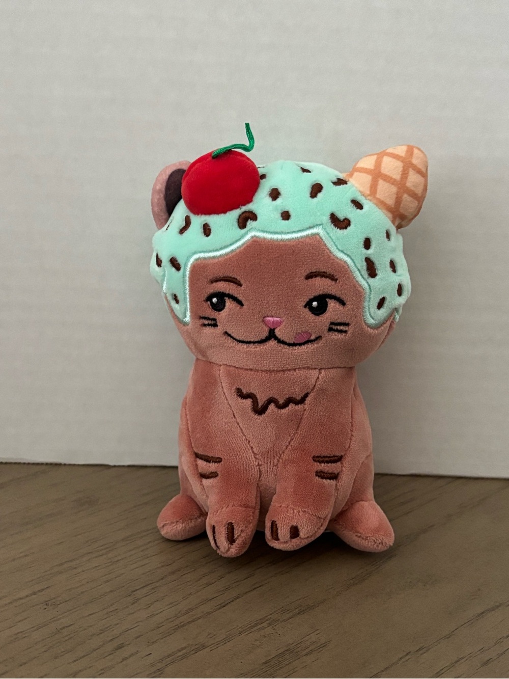 Moriah Elizabeth ME Plush Eustace Kitty Cat Ice Cream Stuffy Mint Chocolate Chip